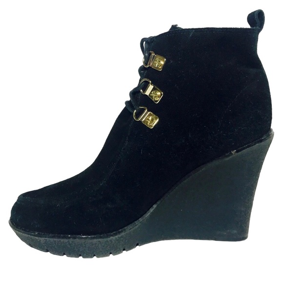 C WONDER Black Suede Wedge Heel Ankle Boots / Booties US 8.5-9 - Picture 4 of 10